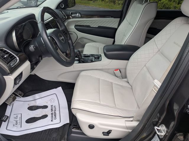 Used 2017 Jeep Grand Cherokee Summit AWD/4WD image 16