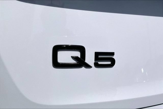 Used 2023 Audi Q5 2.0T Premium Plus w/ Premium Plus Package AWD/4WD image 24