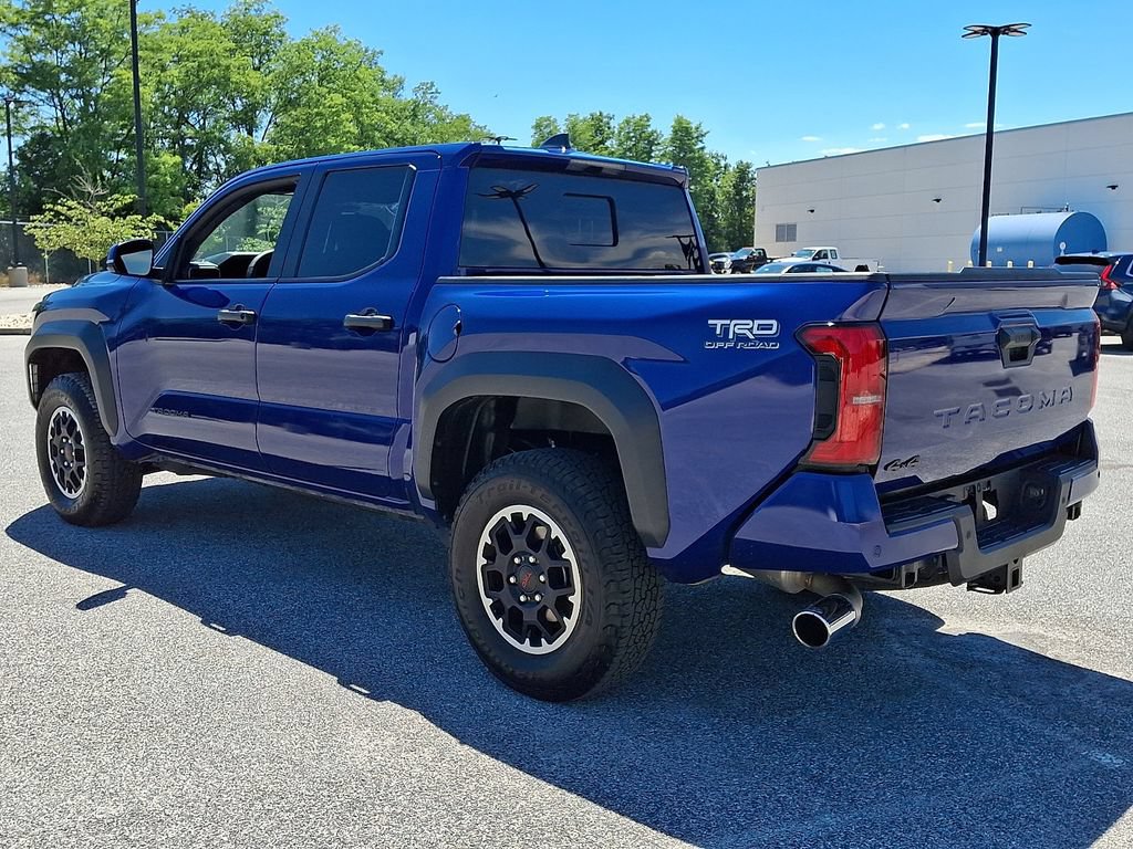 Used 2024 Toyota Tacoma TRD Off-Road w/ TRD Off Road Upgrade Package AWD/4WD image 7