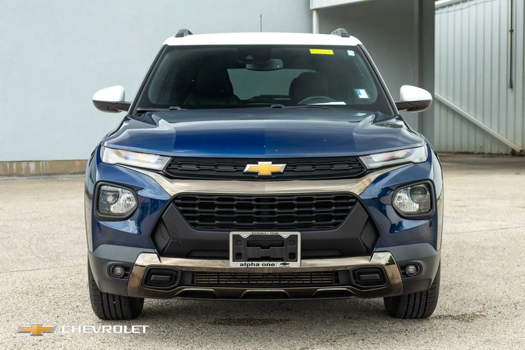 Used 2022 Chevrolet TrailBlazer ACTIV w/ Convenience Package FWD image 2