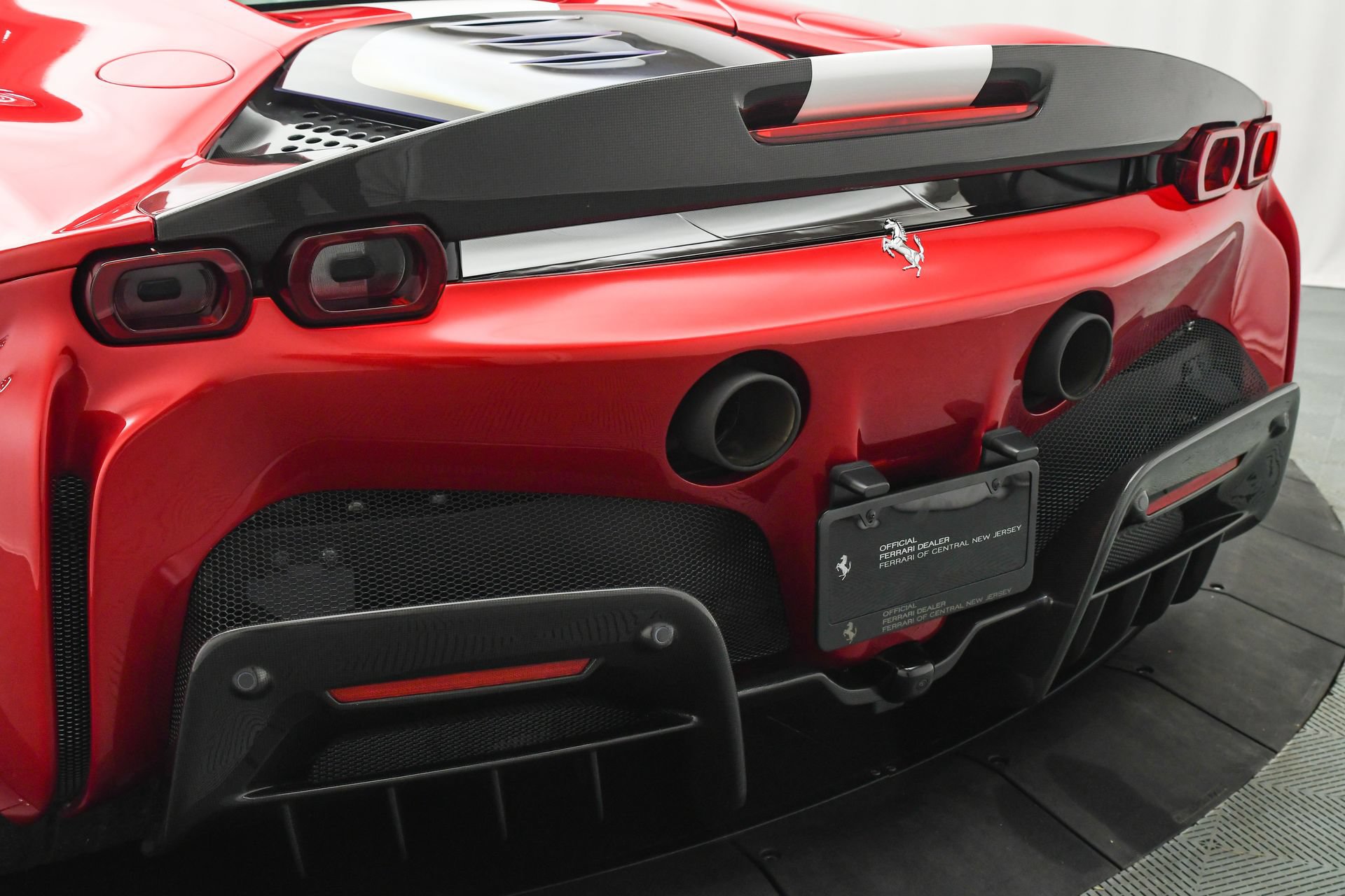 Used 2023 Ferrari SF90 Stradale AWD/4WD image 12