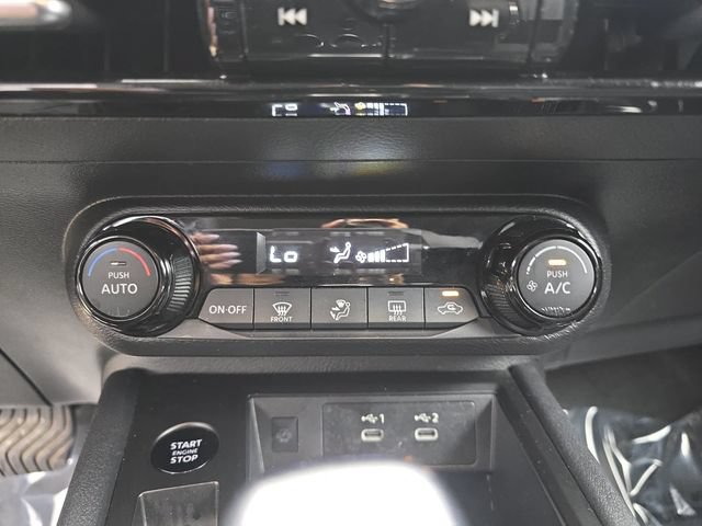 Used 2026 Nissan Kicks SV FWD image 24