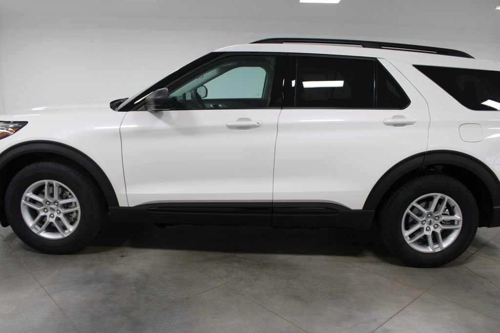 New 2026 Ford Explorer Active w/ Active Comfort Package image 5