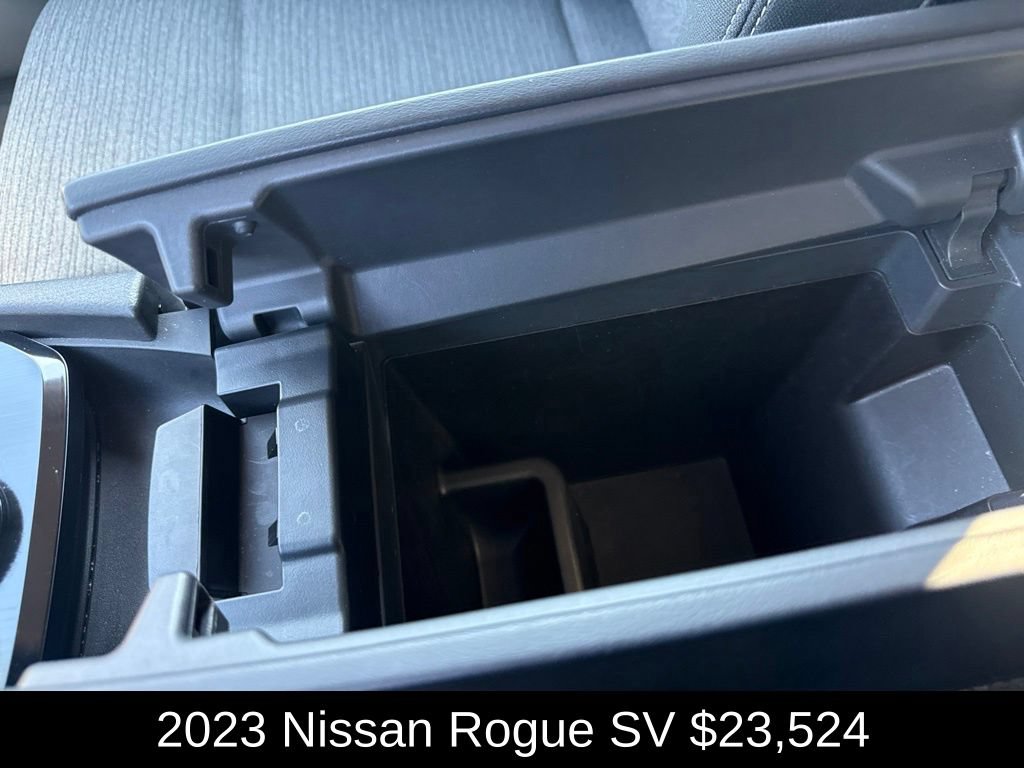 Used 2023 Nissan Rogue SV AWD/4WD image 31