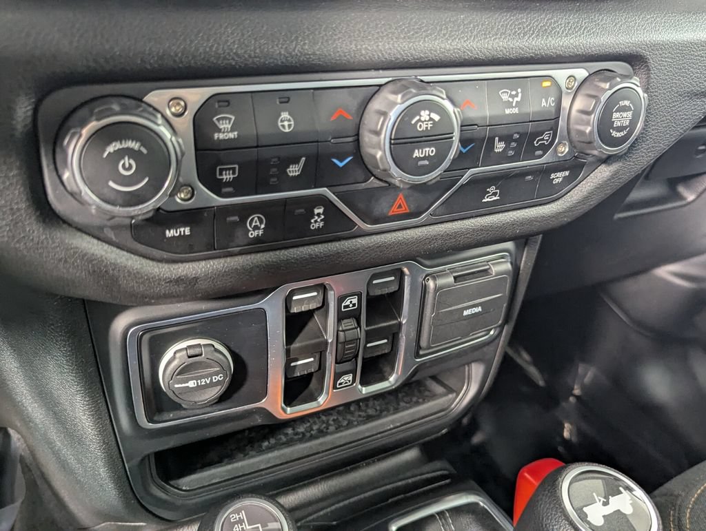 Used 2025 Jeep Wrangler Unlimited Sport AWD/4WD image 20