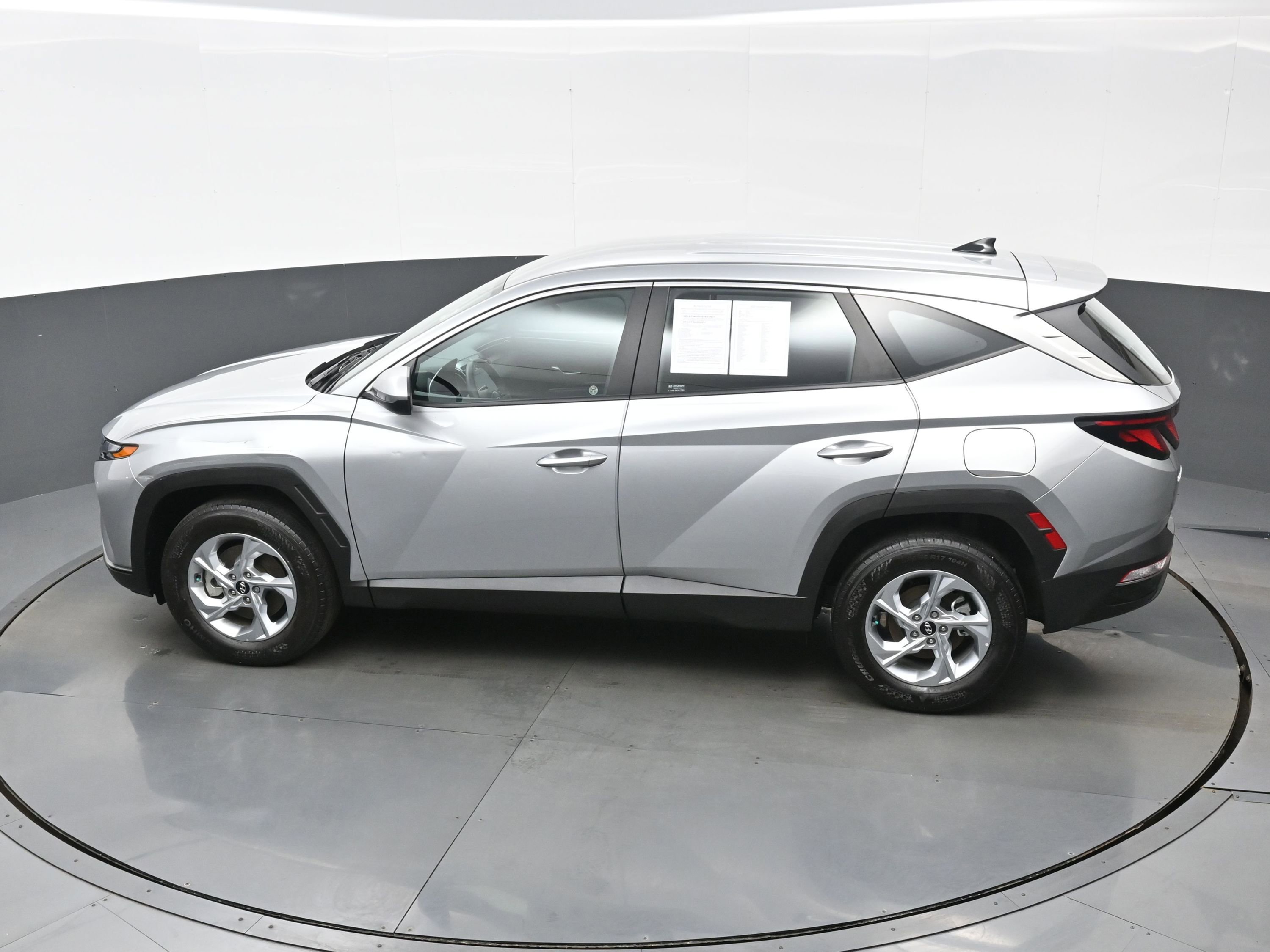 Used 2023 Hyundai Tucson SE AWD/4WD image 31