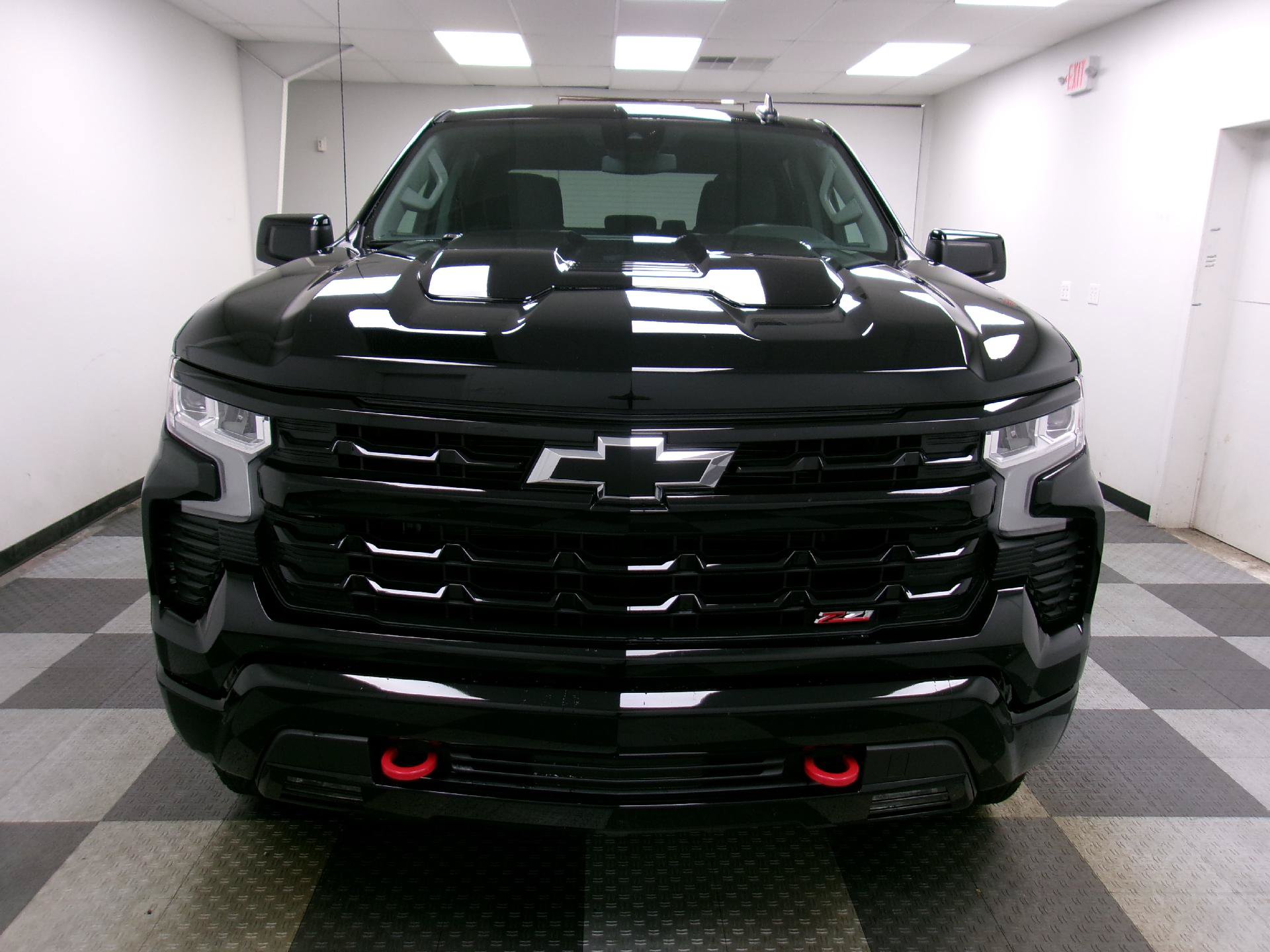 Used 2024 Chevrolet Silverado 1500 LT Trail Boss AWD/4WD image 15