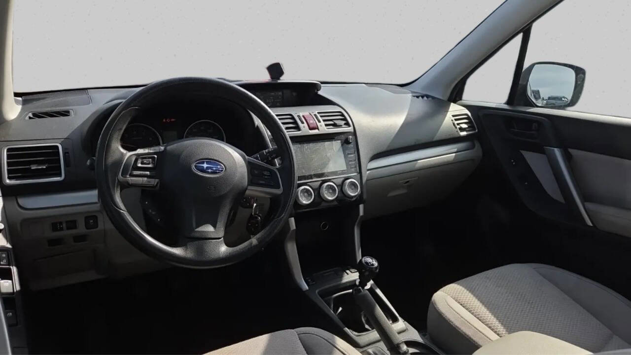 Used 2016 Subaru Forester 2.5i Premium image 9