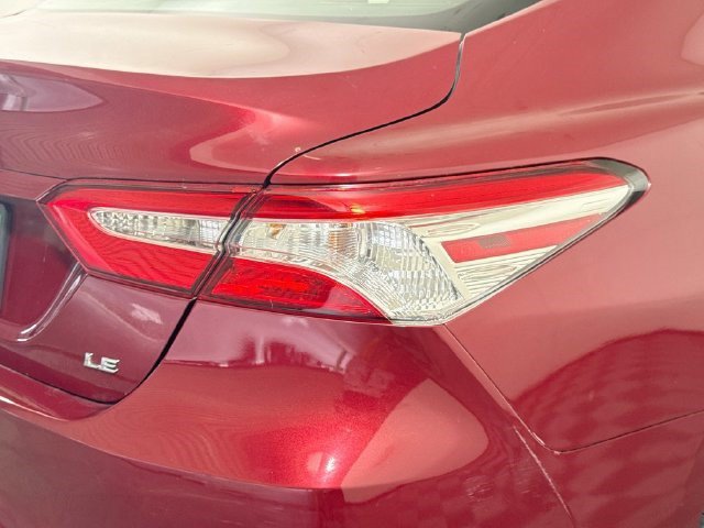 Used 2018 Toyota Camry LE w/ Convenience Package FWD image 33
