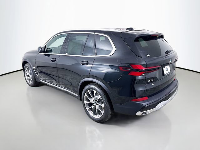 Used 2026 BMW X5 xDrive40i w/ Climate Comfort Package image 5