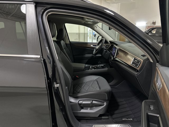 New 2026 Volkswagen Atlas SE image 37