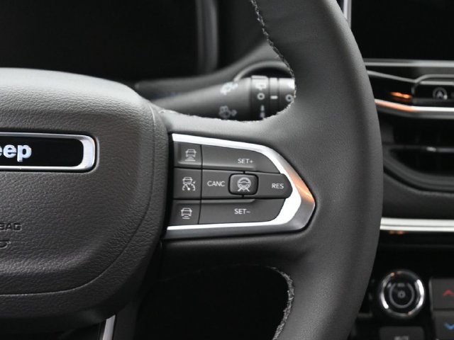 New 2025 Jeep Compass Limited w/ Driver Assist Group I AWD/4WD image 27