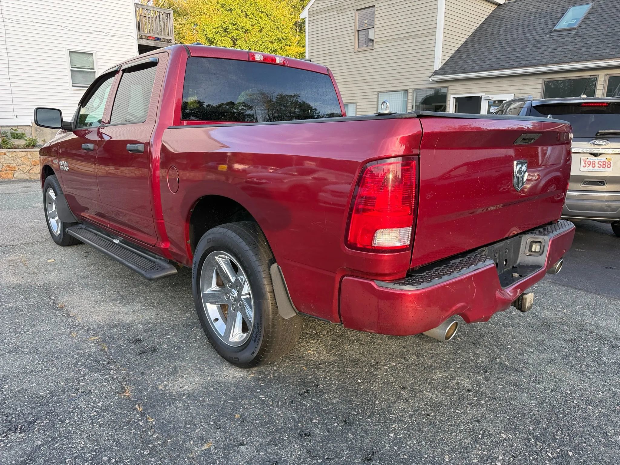 Used 2015 RAM 1500 Express image 5