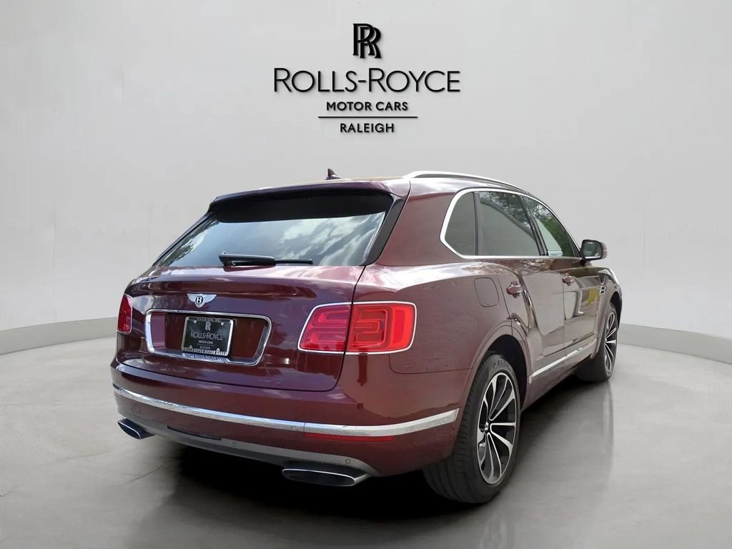 Used 2017 Bentley Bentayga AWD/4WD image 5