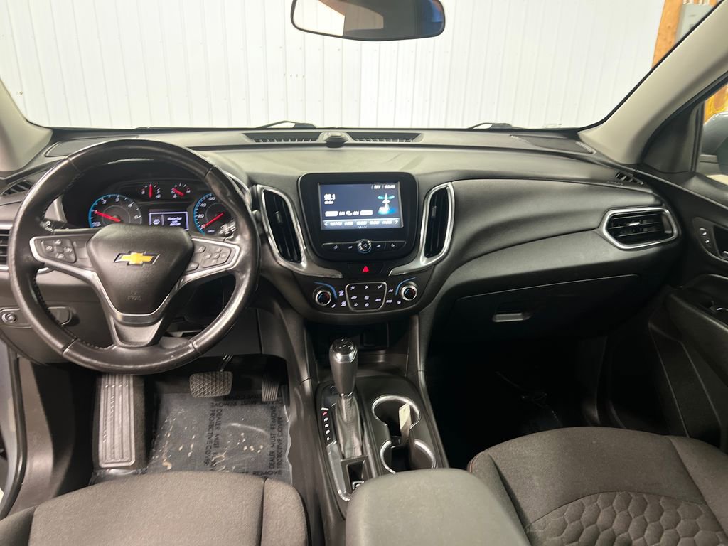 Certified 2018 Chevrolet Equinox LT AWD/4WD image 17