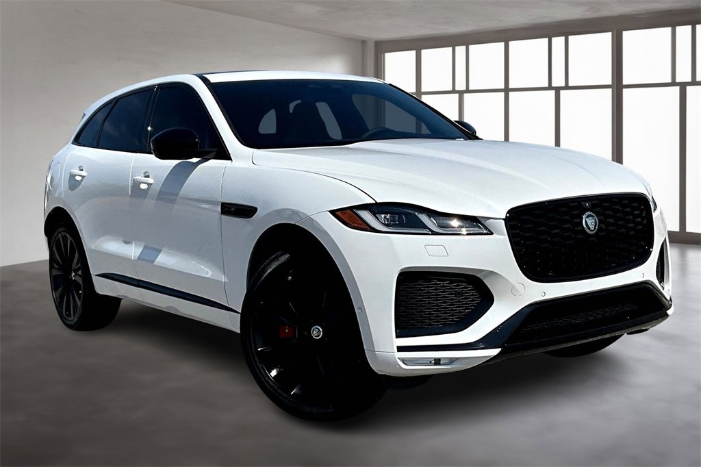 New 2026 Jaguar F-PACE R-Dynamic S image 2