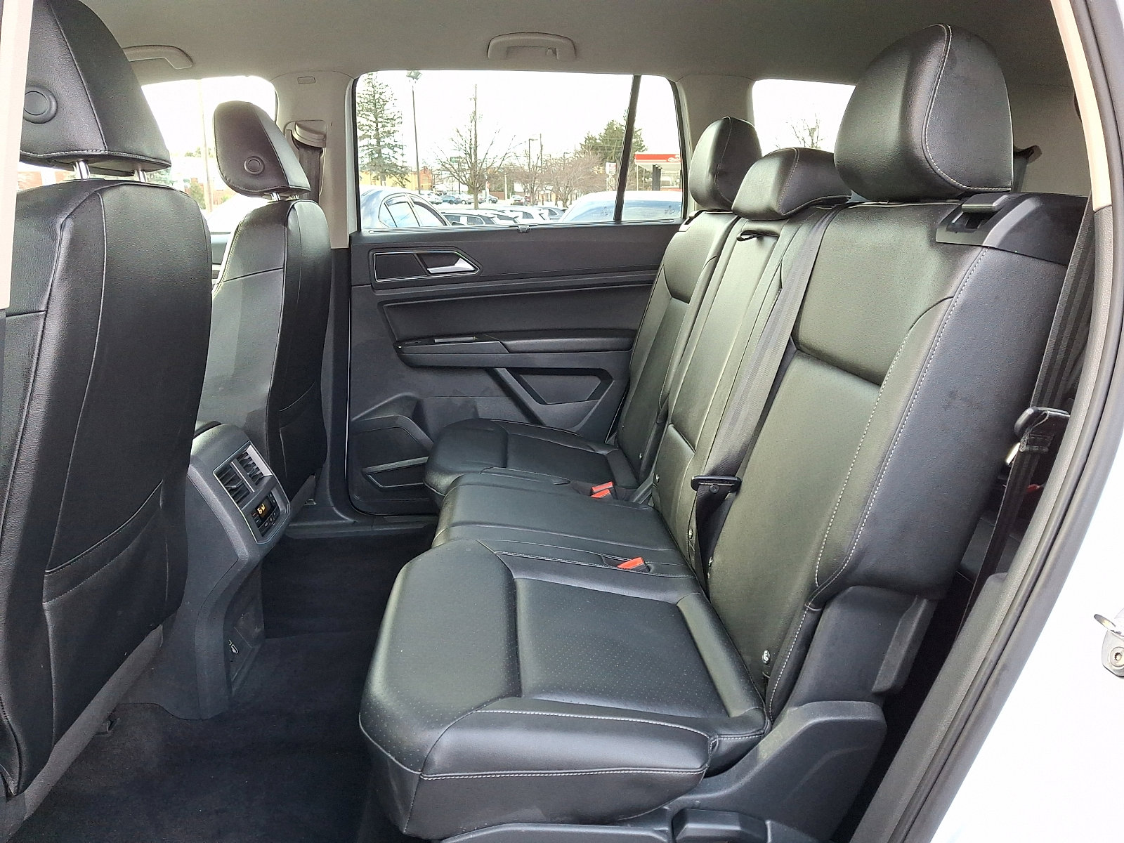 Used 2018 Volkswagen Atlas SE image 10