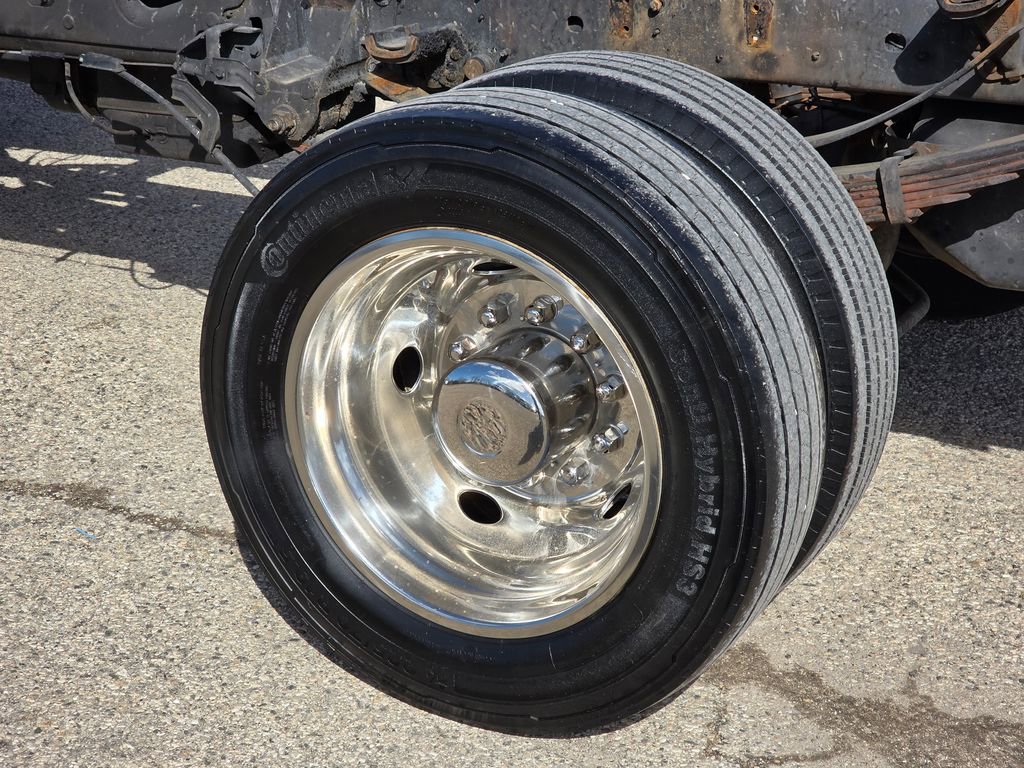 Used 2021 Ford F450 XL w/ Power Equipment Group AWD/4WD image 12