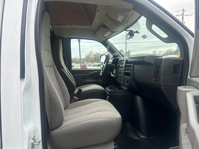 New 2024 Chevrolet Express 3500 w/ Power Convenience Package image 25