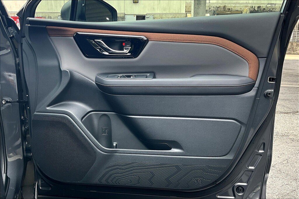 Certified 2025 Subaru Forester Sport image 14