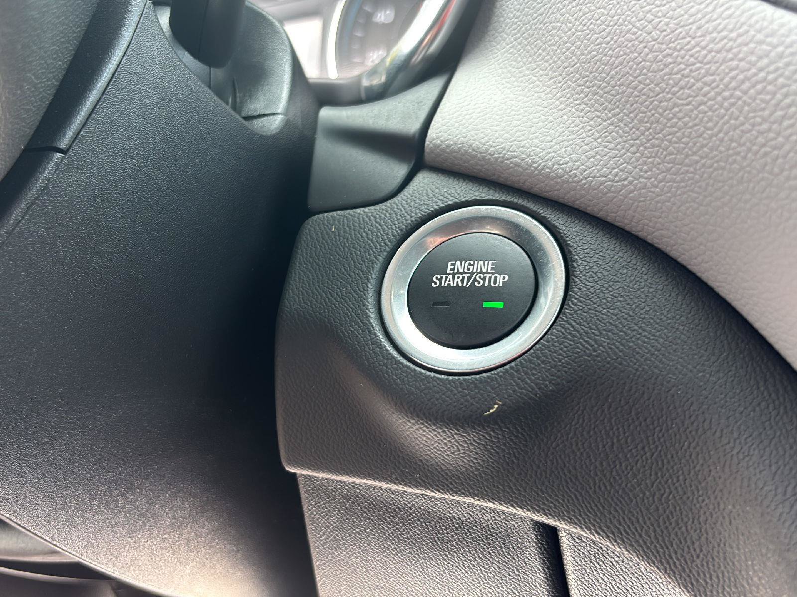 Used 2024 Chevrolet Equinox LT AWD/4WD image 23