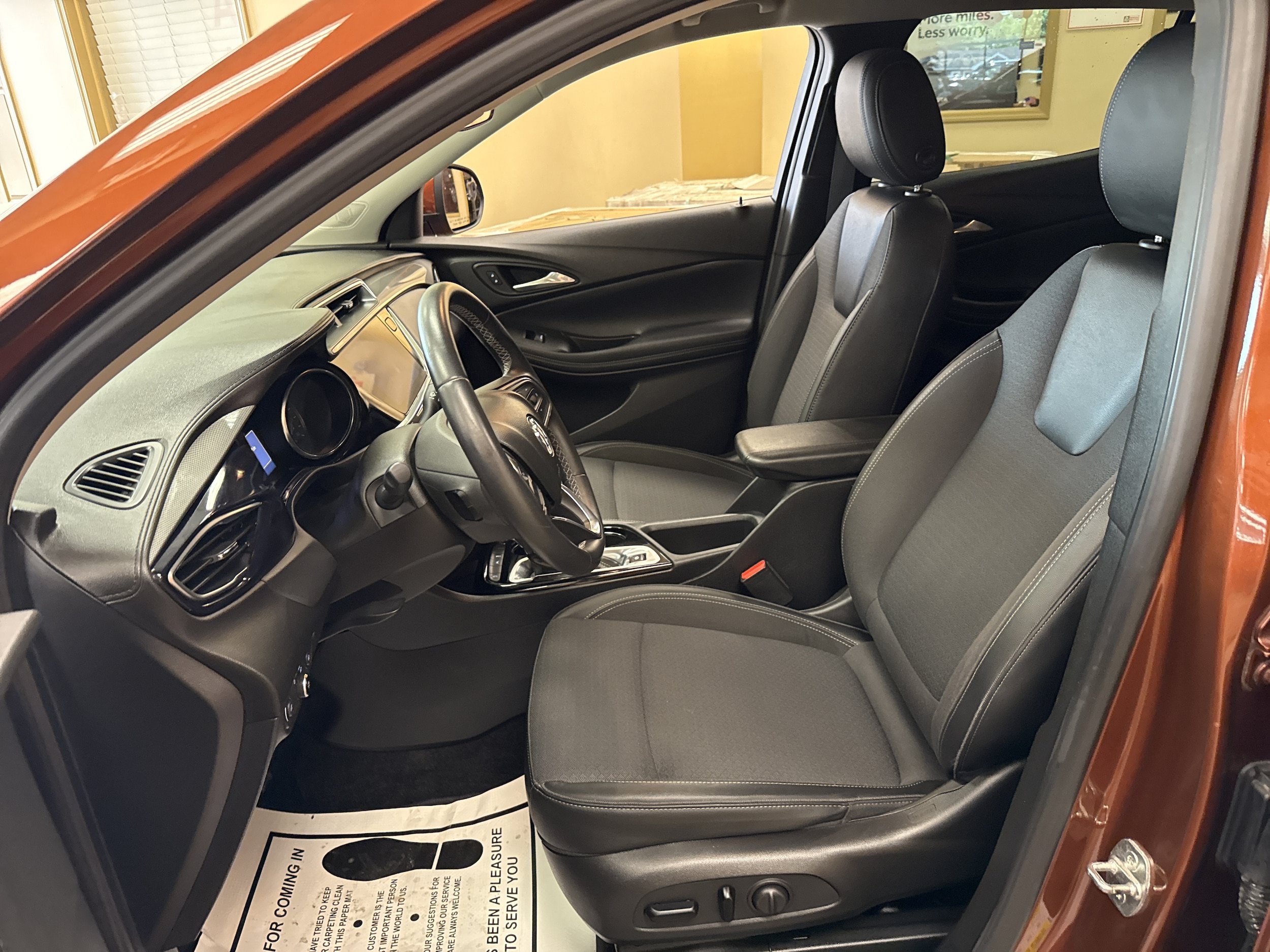 Used 2021 Buick Encore GX Select FWD image 27