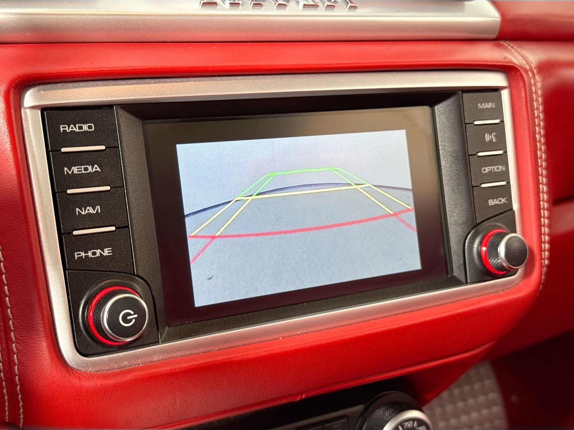 Certified 2018 Ferrari California T image 14