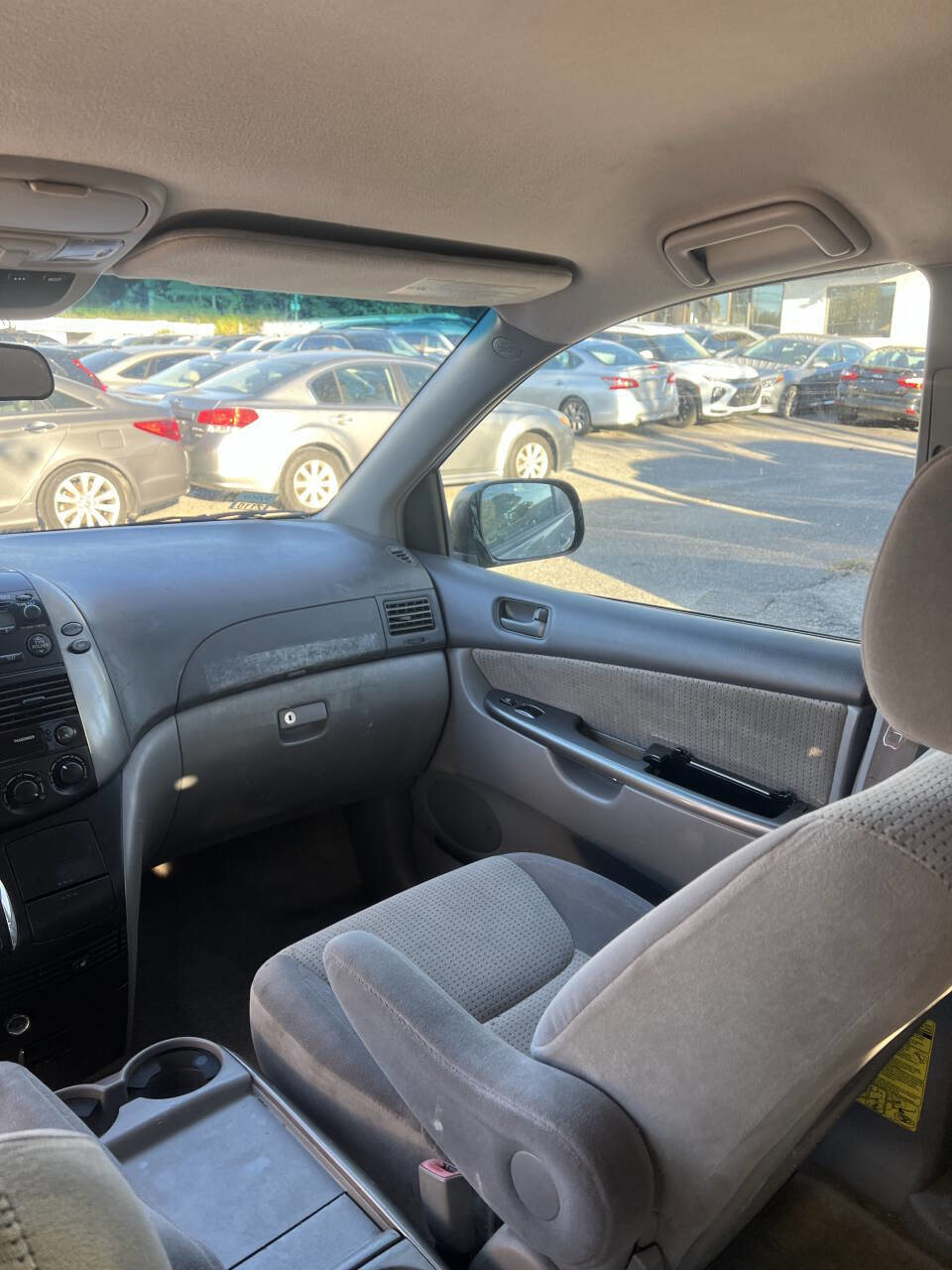 Used 2009 Toyota Sienna CE image 15