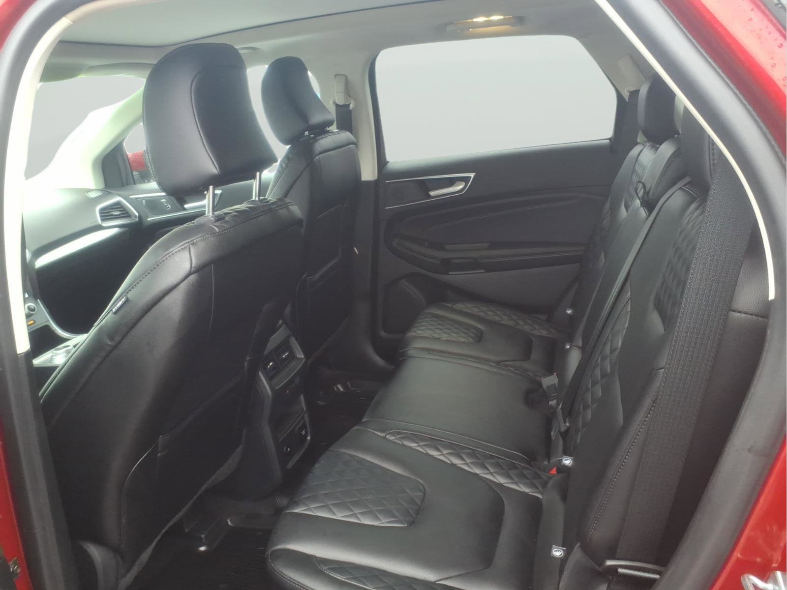 Used 2024 Ford Edge Titanium w/ Equipment Group 301A image 10