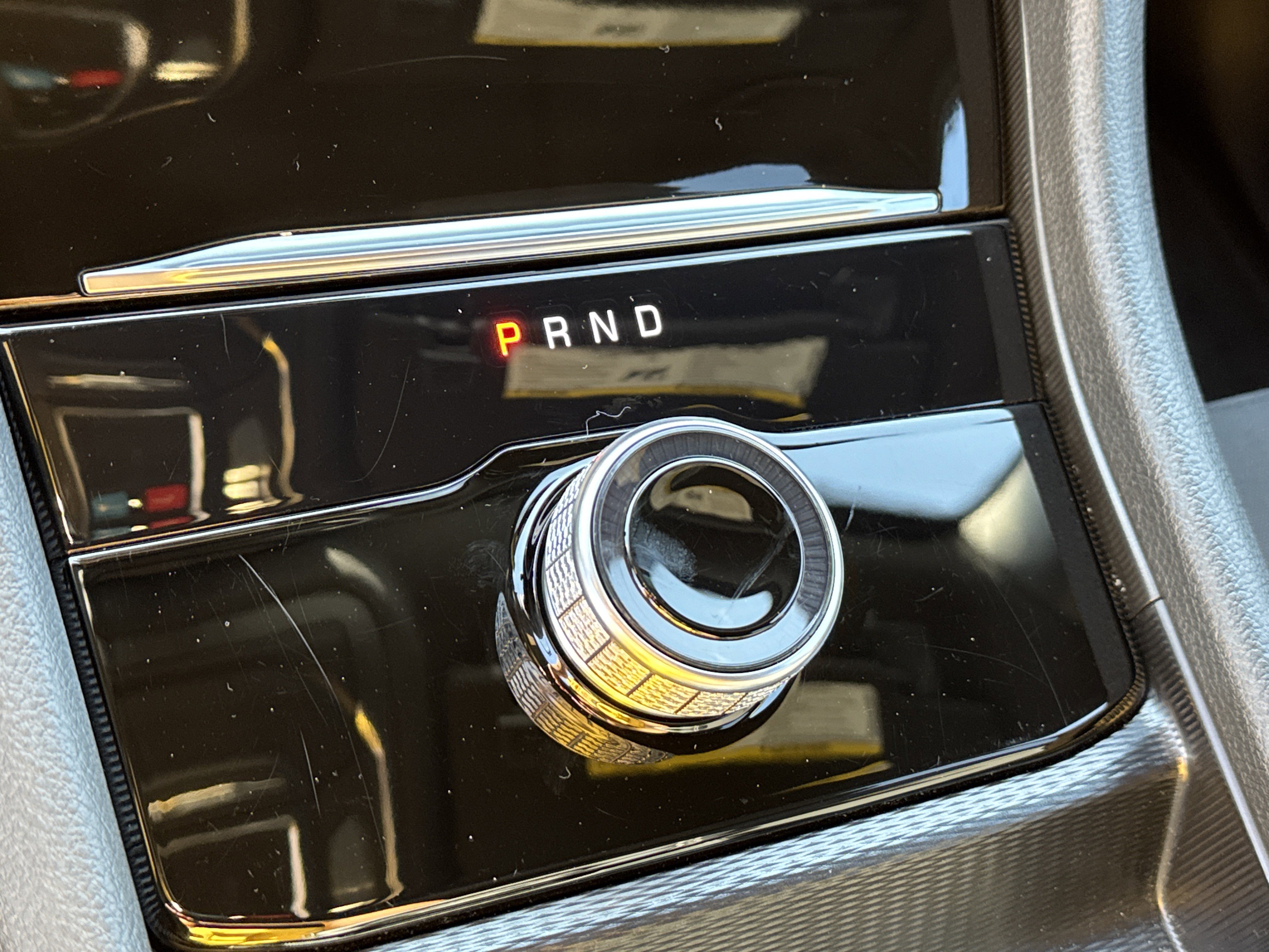 Used 2025 Jeep Grand Cherokee Laredo w/ Luxury Tech Group I image 36