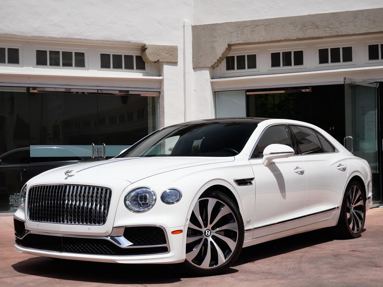 Used 2022 Bentley Flying Spur V8 AWD/4WD image 9