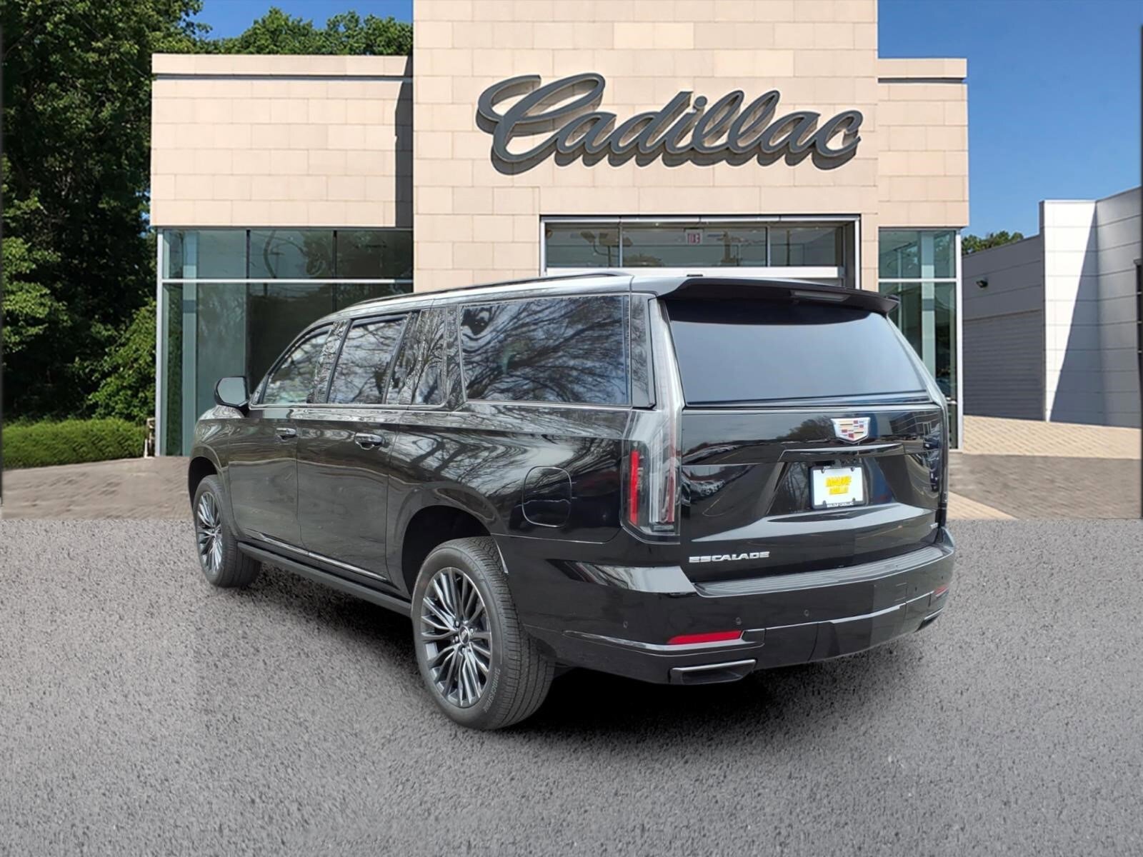 New 2026 Cadillac Escalade ESV Platinum Sport w/ LPO, Floor Liner Package image 3