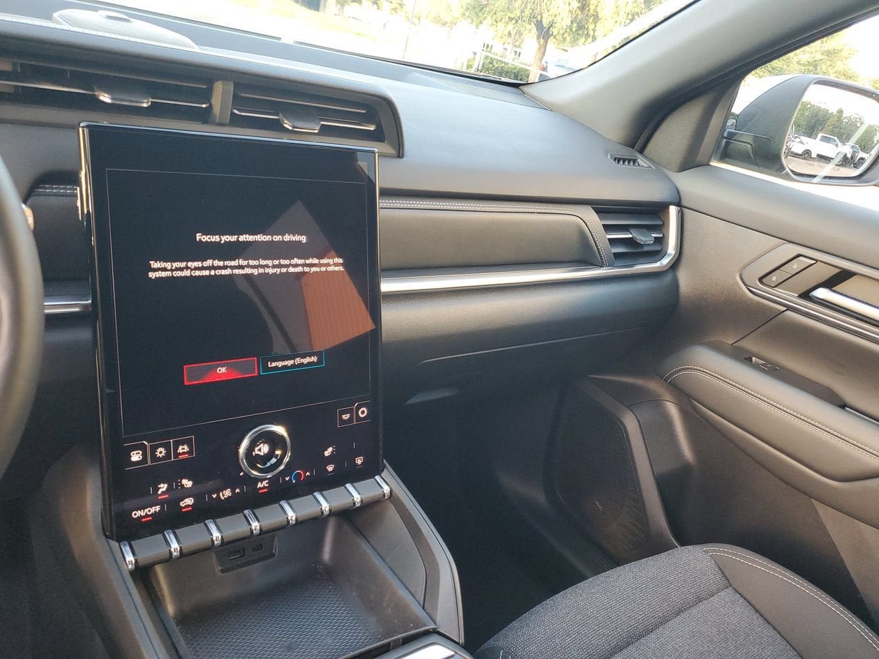 New 2026 GMC Terrain Elevation FWD image 26