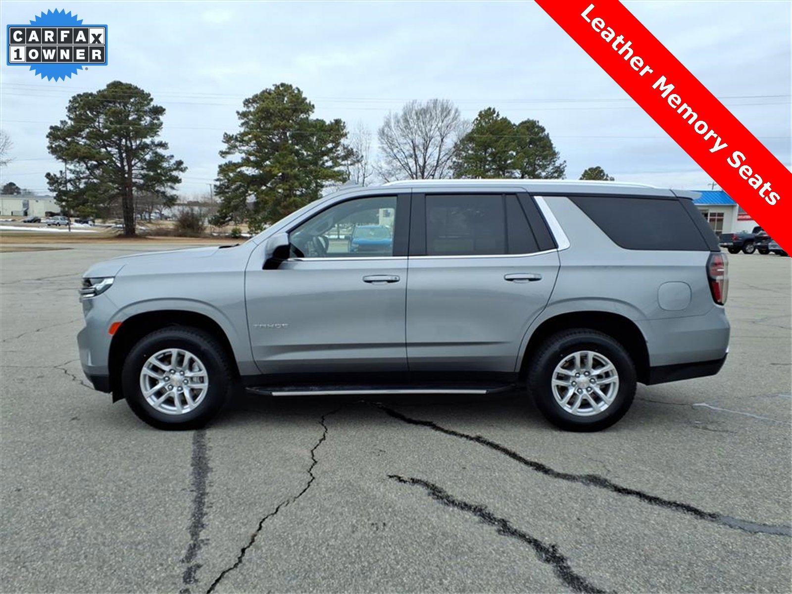Used 2024 Chevrolet Tahoe LT image 2