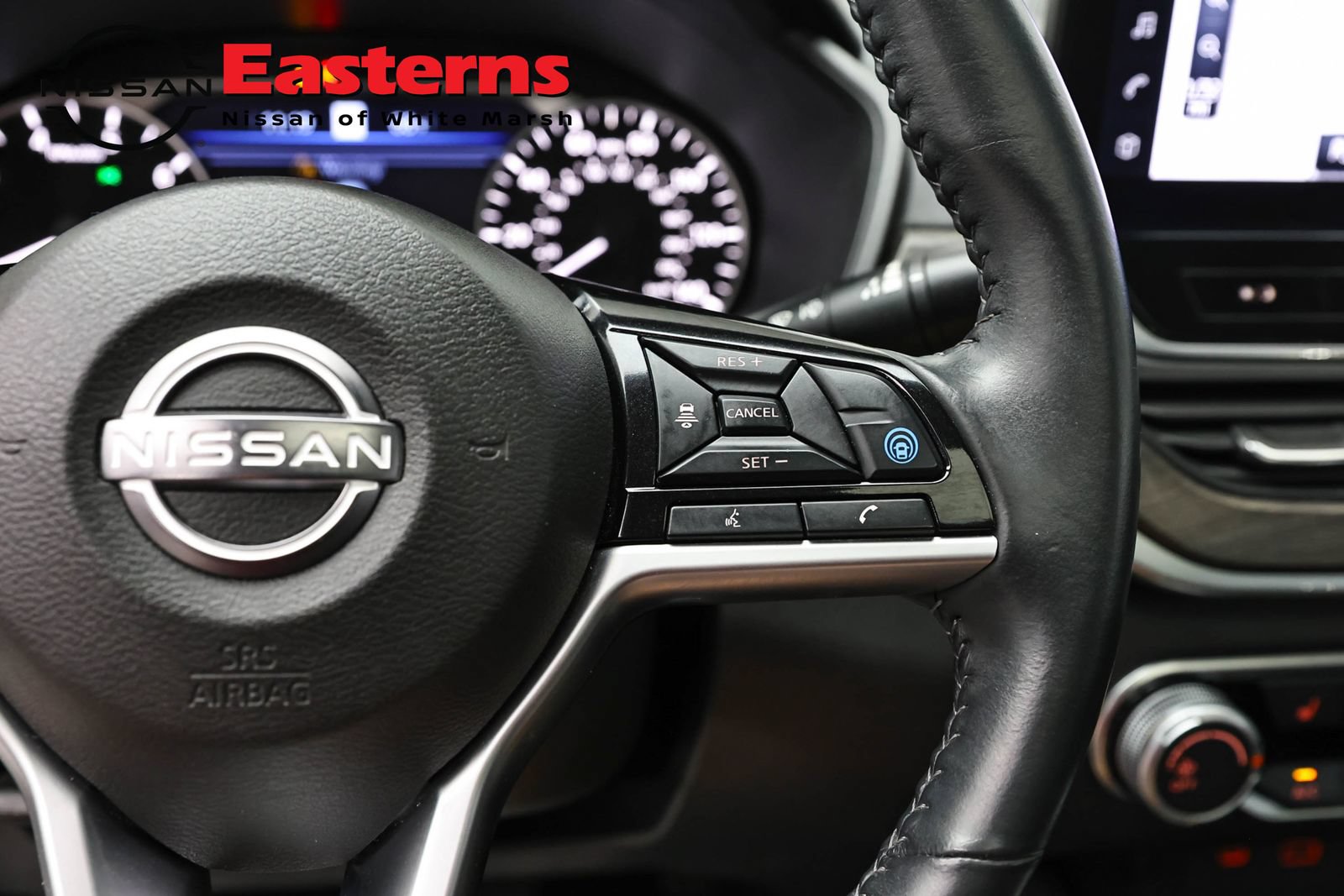 Used 2023 Nissan Altima 2.5 SV w/ SV Premium Package AWD/4WD image 16