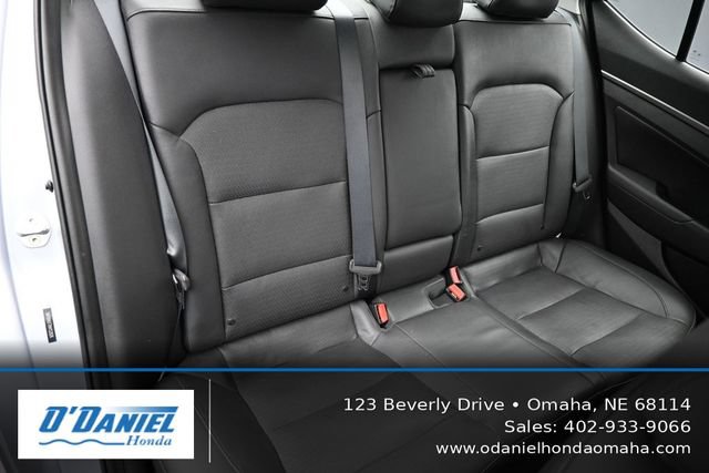 Used 2017 Hyundai Elantra Limited w/ Limited Ultimate Package 09 FWD image 39