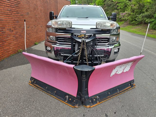 Used 2015 Chevrolet Silverado 2500 LT w/ LT Convenience Package AWD/4WD video 2