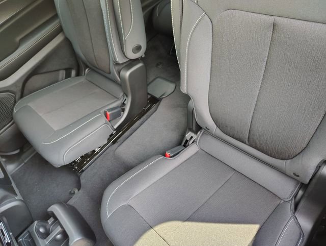 New 2025 Jeep Grand Cherokee L Laredo w/ Luxury Tech Group I image 28