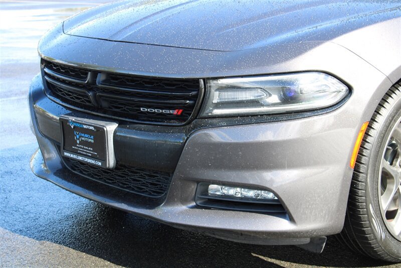 Used 2016 Dodge Charger R/T RWD image 4