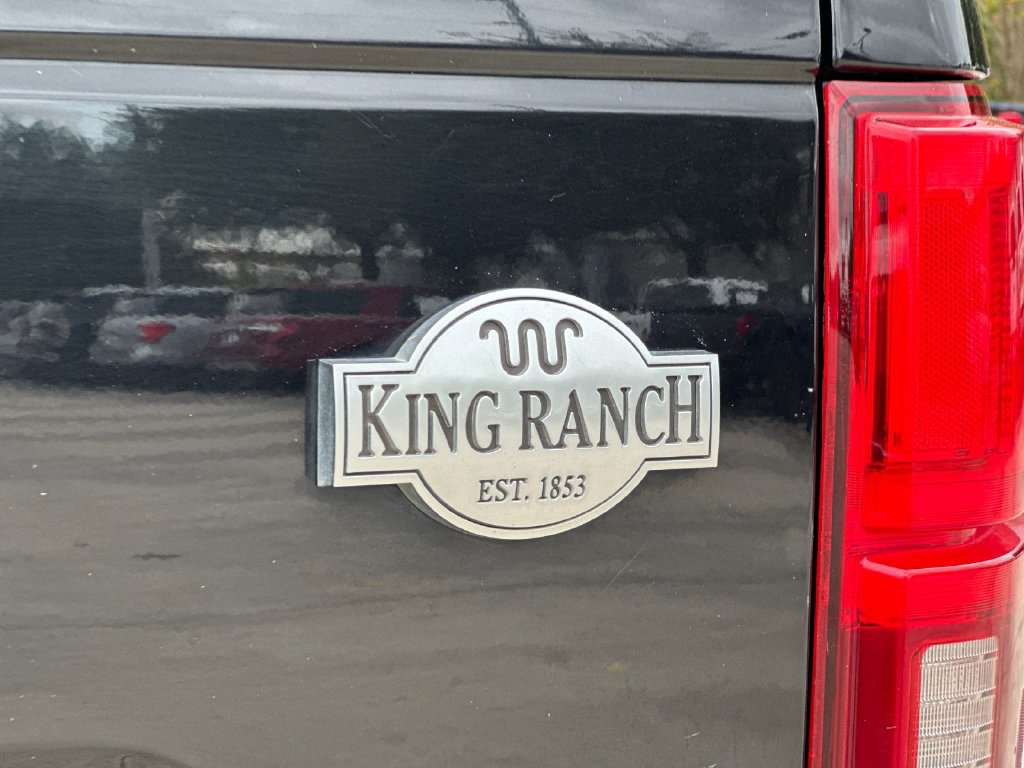 Used 2019 Ford F150 King Ranch w/ Equipment Group 601A Luxury AWD/4WD image 27
