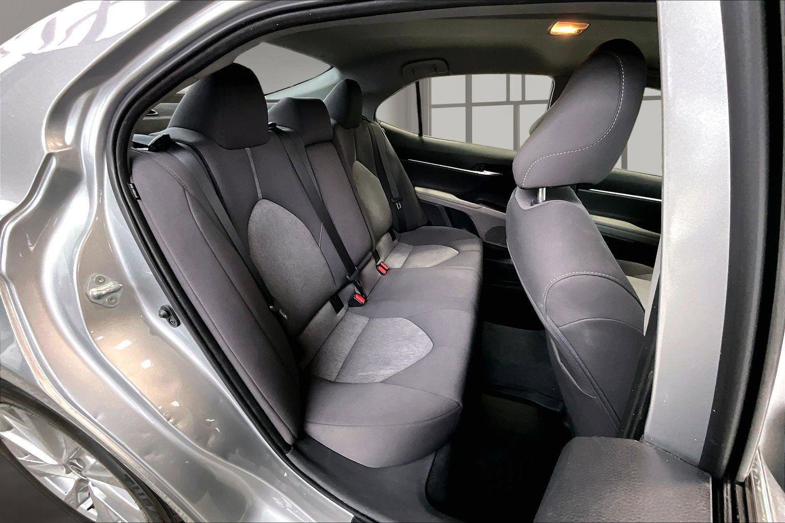 Used 2023 Toyota Camry LE image 28