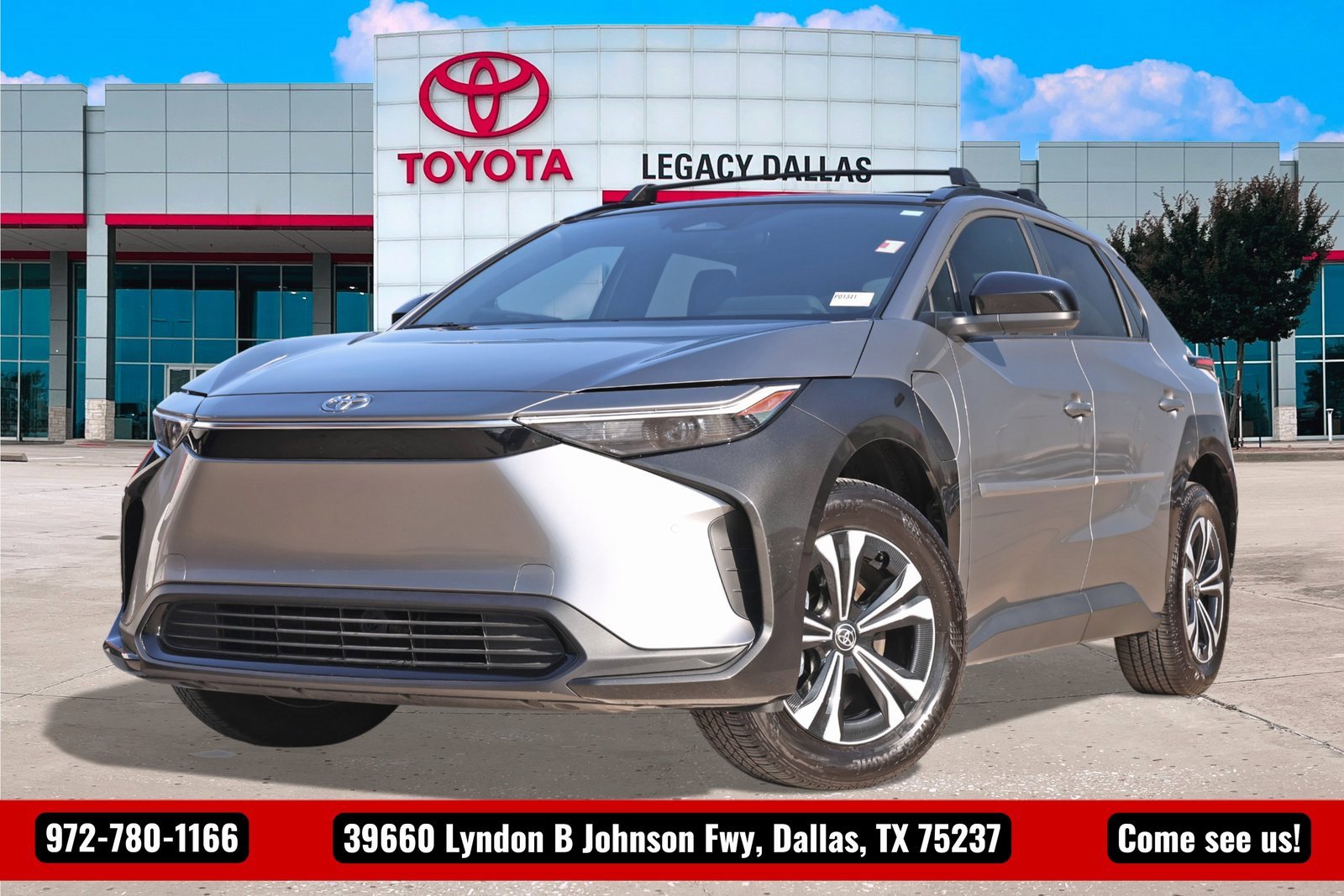 Used 2025 Toyota bZ4X FWD w/ Weather Package image 1