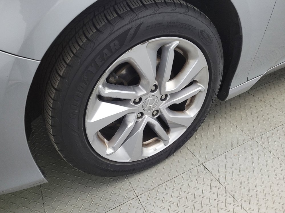 Used 2018 Honda Accord LX image 31