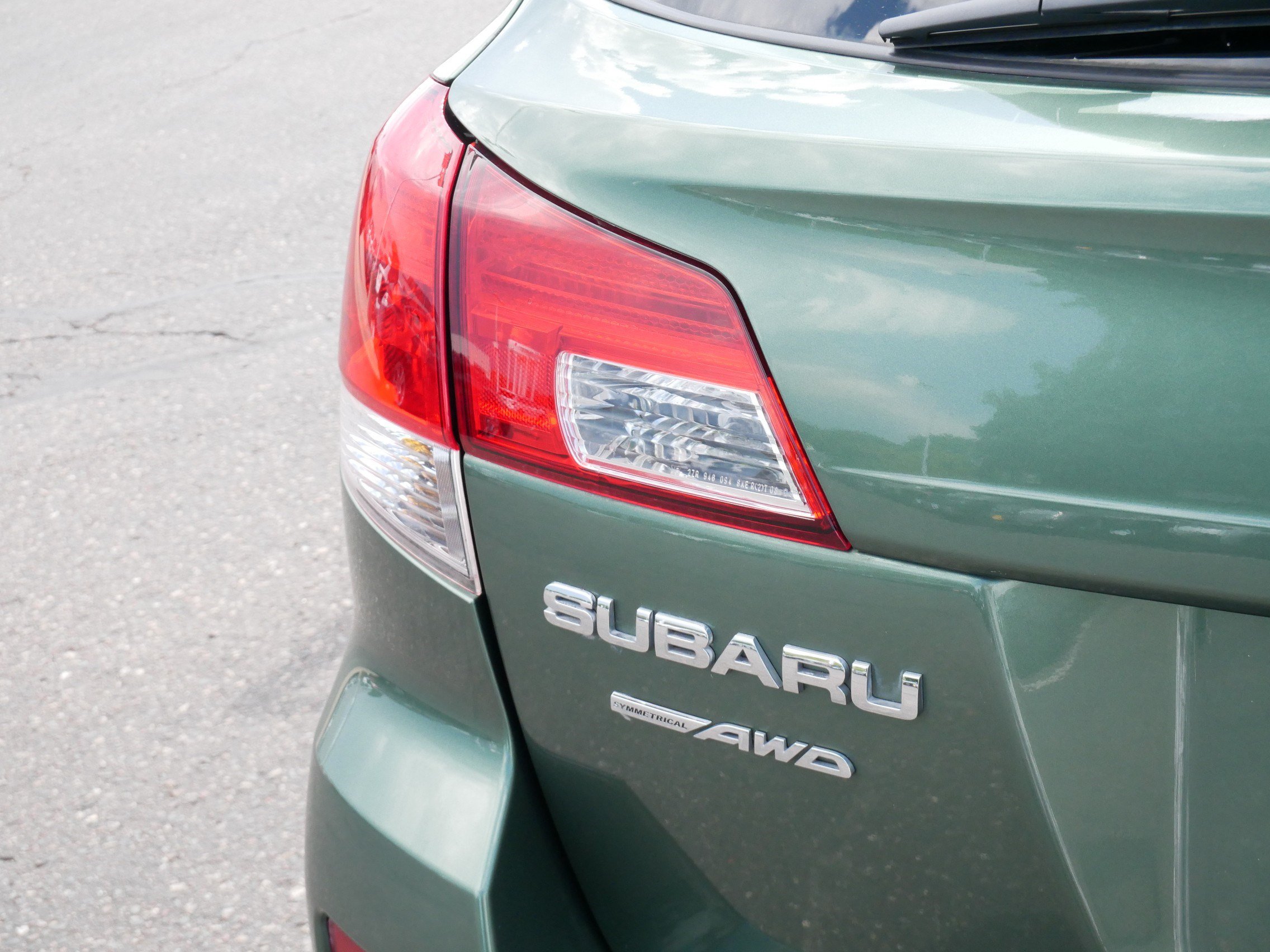 Used 2012 Subaru Outback 2.5i Limited w/ Popular Pkg 1A AWD/4WD image 17