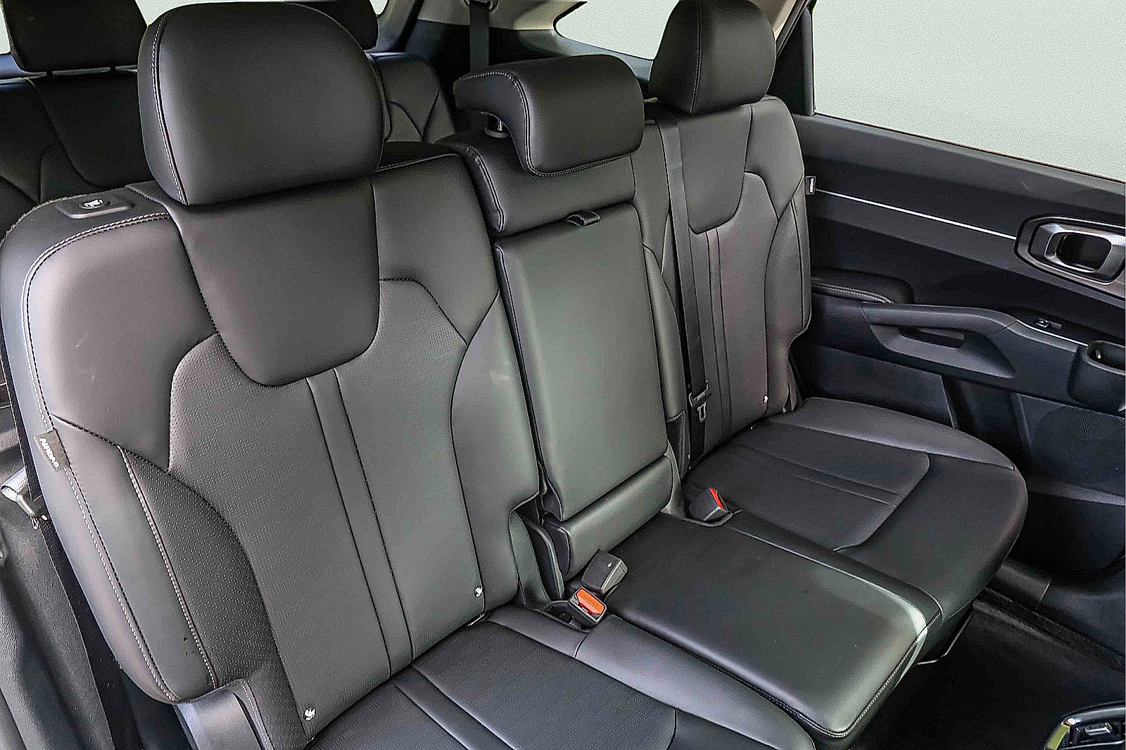 Certified 2026 Kia Sorento S FWD image 24