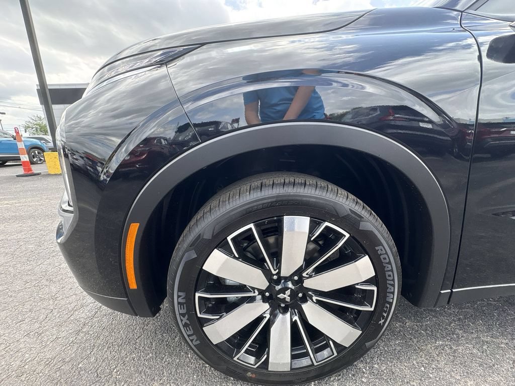 New 2026 Mitsubishi Outlander SE AWD/4WD image 17