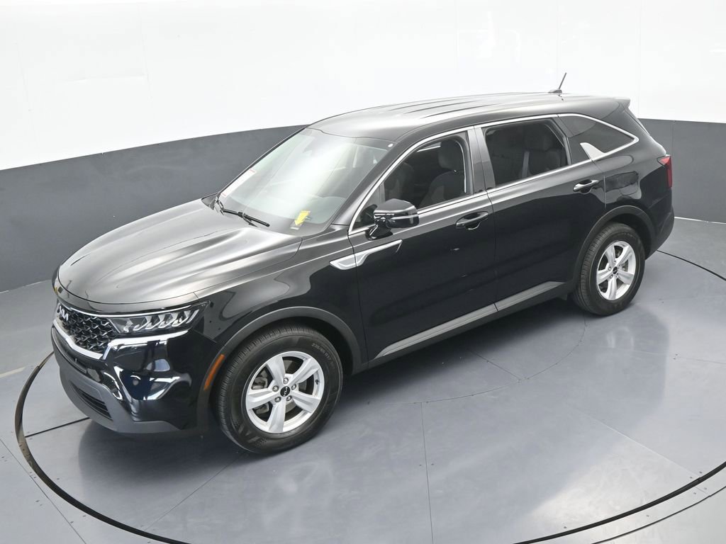 Used 2022 Kia Sorento LX image 45