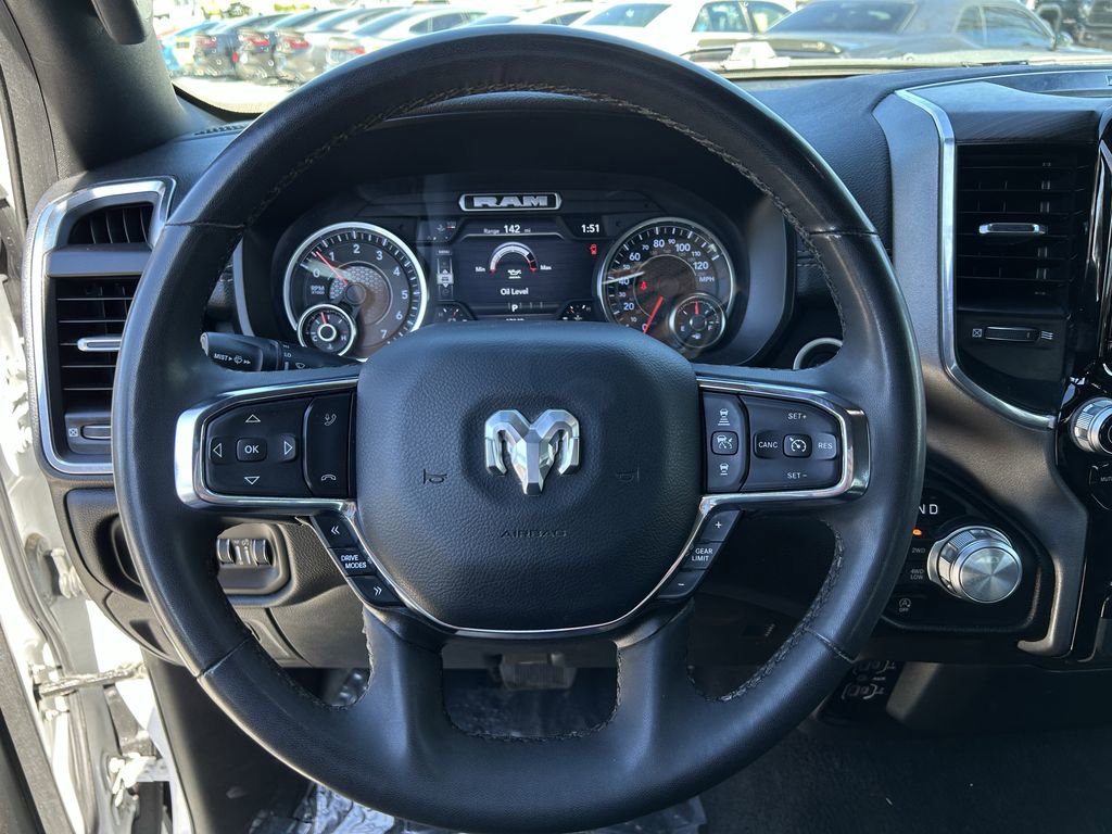 Used 2025 RAM 1500 Laramie AWD/4WD image 15