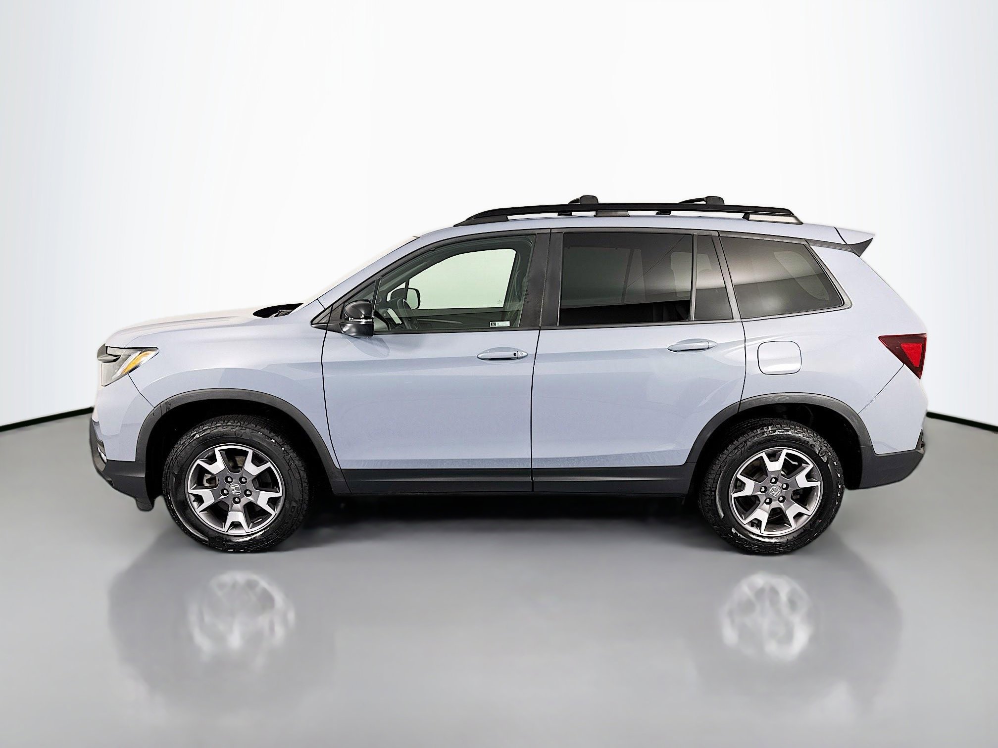 Certified 2022 Honda Passport TrailSport image 8