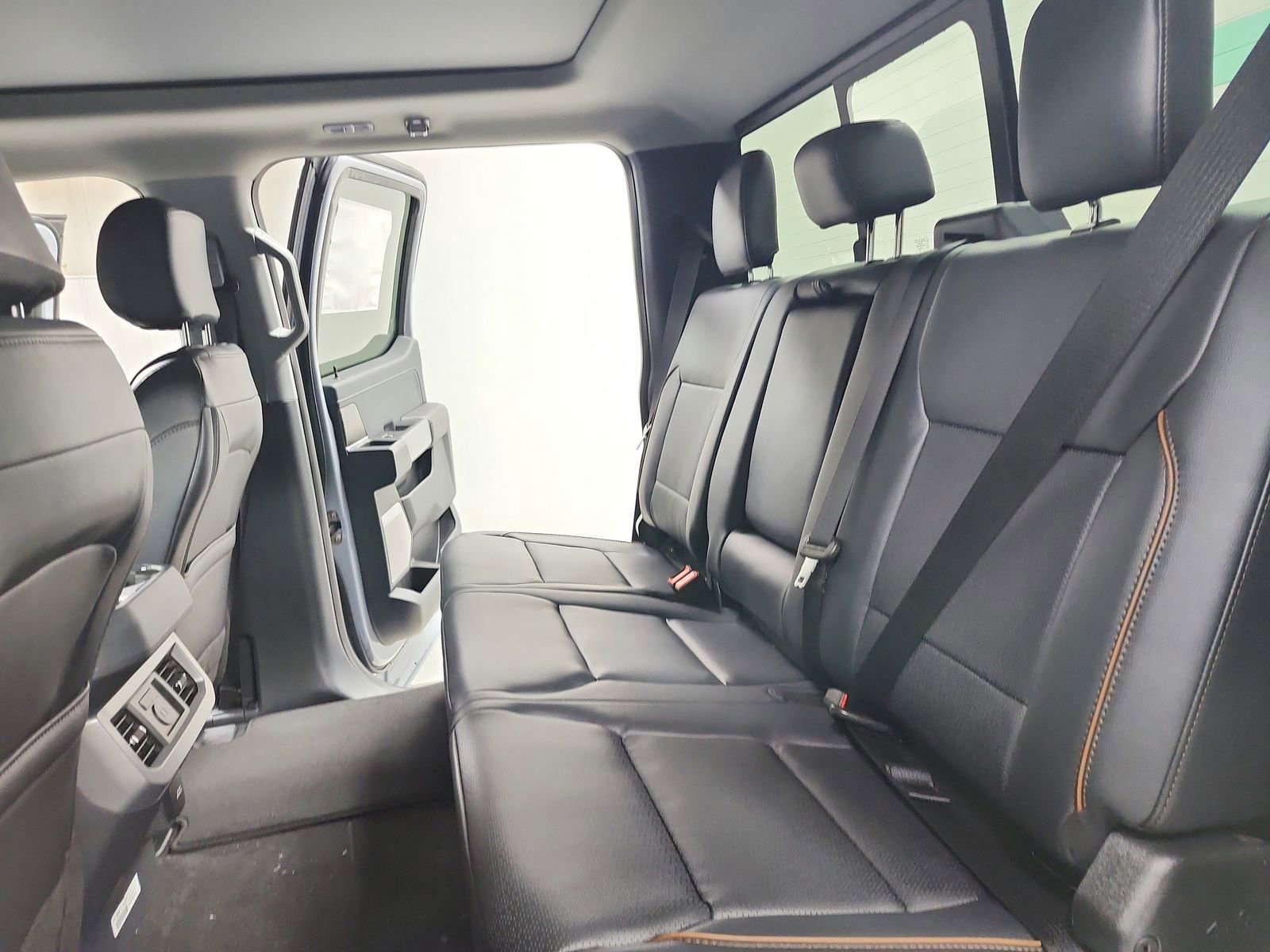 New 2026 Ford F250 Lariat image 39